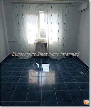Garsoniera de vanzare zona Far - imagine 6