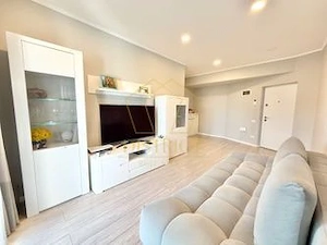 Apartament cu 3 camere, dressing decomandat la etajul 1 in Giroc langa Musicescu