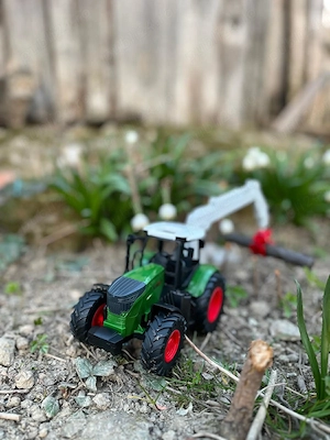 Macheta Jucarie Tractor cu brat hidraulic