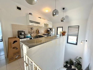 Apartament cu 2 camere complet mobilat si utilat la etajul 1 in Giroc la asfalt. - imagine 11