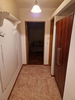 Inchiriez apartament 2 camere Moroasa - imagine 6
