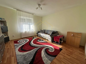 Casă Indiviudala cu 3 camere si 755 mp de teren in Giroc la asfalt. - imagine 5