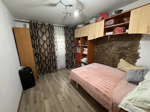 Apartament 4 camere, decomandat, zona Lapus - imagine 12