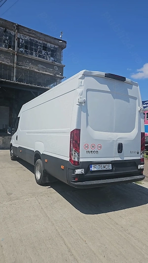 Vând duba Iveco, motor 2300cm 156CP. Varianta long, km 180000reali, an 2018, axa dubla pe spate. - imagine 4