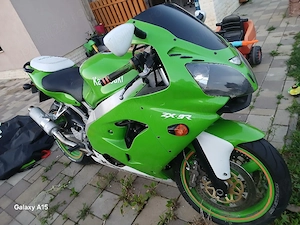 Vand Kavasaki ninja  zxr900 