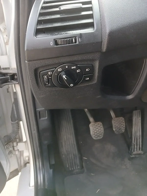 Vand bmw seria 1 motor 2.0 diesel  - imagine 5