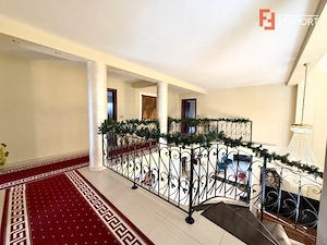 Vila exclusivista de inchiriat - Ideala pentru Locuinta sau Business  - imagine 19