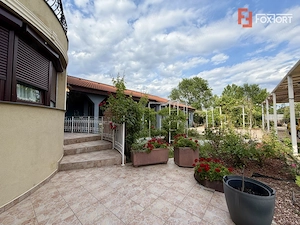 Vila exclusivista de inchiriat - Ideala pentru Locuinta sau Business  - imagine 4