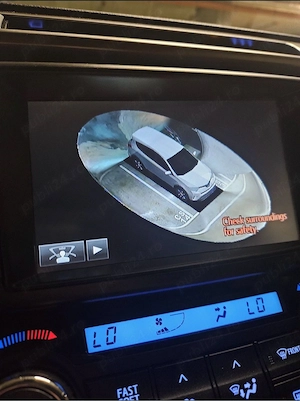 Toyota RAV4 Hybrid Luxury - imagine 3