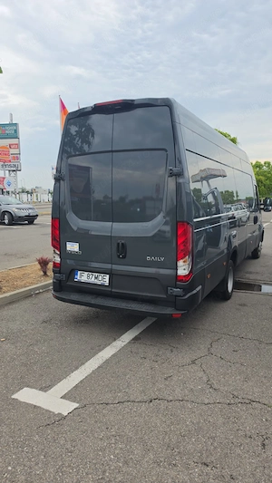 Vand Iveco DAILY, motor 3000cm, CP 207,axa dubla, varianta long, an 2025, km 17mii reali. - imagine 5