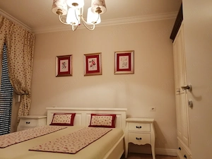 Apartament de lux de inchiriat, amenajat și mobilat, 2camere cu loc de parcare Piața 700 - imagine 10