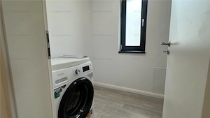 Casa eleganta | tip Duplex | 3 camere | Sanpetru | - imagine 13
