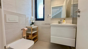Casa eleganta | tip Duplex | 3 camere | Sanpetru | - imagine 14