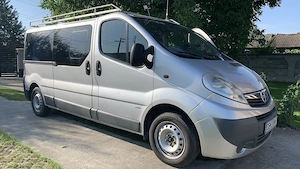 Opel Vivaro 2.0 CDTI 2011 8+1 locuri Model Lung - imagine 3