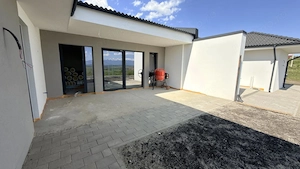 Casa 4 camere + 300mp teren Bavaria Stadt - imagine 12