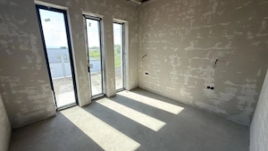 Casa 4 camere + 300mp teren Bavaria Stadt - imagine 17