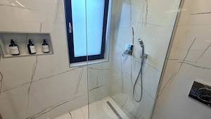 Casa 4 camere + 300mp teren Bavaria Stadt - imagine 5