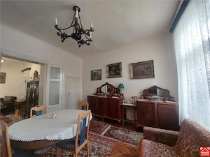 Apartament ultracentral cu curte privata - imagine 5