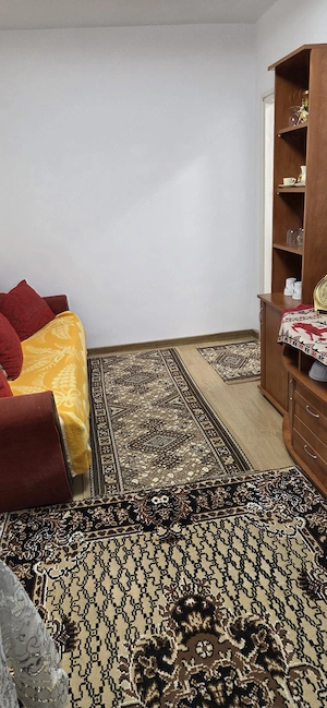 Inchiriez apartament 