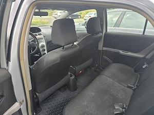 Toyota yaris  - imagine 2