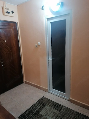 Garsoniera George Enescu p 4 balcon. - imagine 5