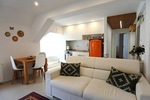 Duplex elegant într-un bloc tip vilă – 90 mp de confort, lumină și intimitate - imagine 2