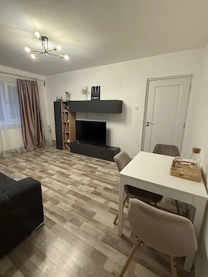 Închiriez apartament 3 camere zona Dacia - Proprietar 
