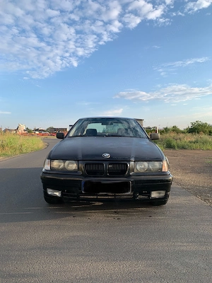 Vand BMW seria 3 e36 318i