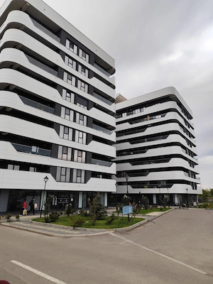 Inchiriez apartament 2 camere in Complex Himson
