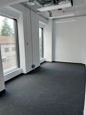 Spatiu comercial/birou 200mp zona Promenada Mall - imagine 2