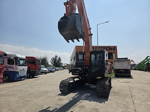 Excavator Hitachi ZX220, 22tone, 2025, 8h, cupa 1,3mc, inst picon pe brate, leasing 5 ani-109.500eur - imagine 9