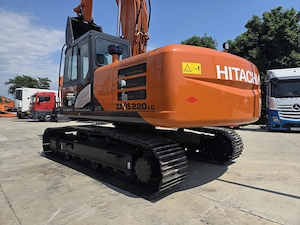Excavator Hitachi ZX220, 22tone, 2025, 8h, cupa 1,3mc, inst picon pe brate, leasing 5 ani-109.500eur