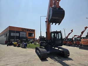 Excavator Hitachi ZX220, 22tone, 2025, 8h, cupa 1,3mc, inst picon pe brate, leasing 5 ani-109.500eur - imagine 7