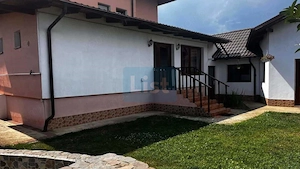 Villa for sale, 4 Rooms, 200 sqm, 4500 sqm, Cordun - imagine 4