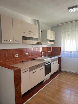 Apartament 2 camere, de inchiriat, zona Han-Lama