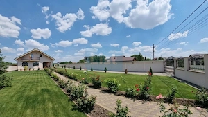 House for sale, 4 rooms in Spătaru  - imagine 3