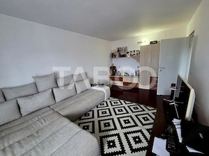 Apartament 3 camere decomnadat de vanzare 72 mp balcon 7 mp - imagine 2