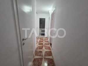 Apartament 3 camere decomnadat de vanzare 72 mp balcon 7 mp - imagine 9