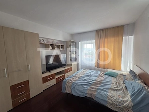 Apartament 3 camere decomnadat de vanzare 72 mp balcon 7 mp - imagine 4