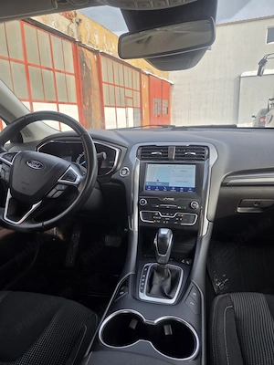 Ford Mondeo 2.0 HEV Titanium Hybrid - imagine 5