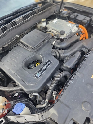 Ford Mondeo 2.0 HEV Titanium Hybrid - imagine 9