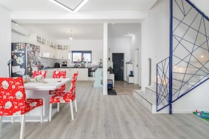 Casa Corbeanca P+1 cu 3 dormitoare si curte generoasa, terasa si loc de parcare