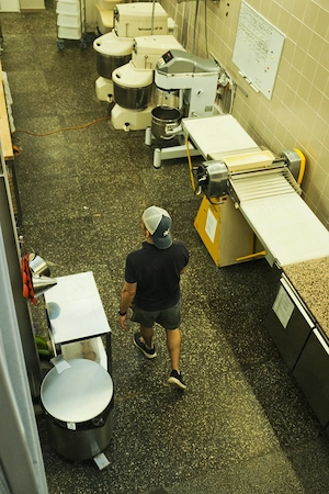 Patiser   Cofetar cu experiență   Laborator artizanal (Gluten Glory)