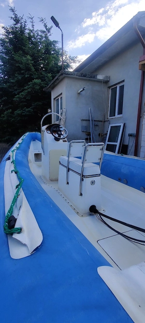 Vând barca RIB Tornado 5.8 + peridoc înmatriculat