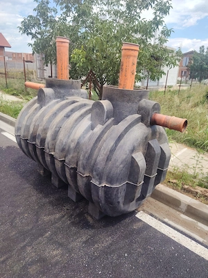 Vând fosă septică 2500 l, stare excepțională - Giarmata - Judet Timis