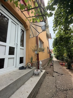 Casa de vanzare, utilata, suprafață 130 mp, P+1 , Teren 250 mp - imagine 3