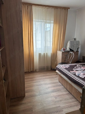 închiriez ap 3 camere Marasesti