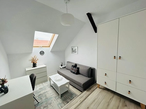 De inchiriat apartament DEOSEBIT la casa, cu 3 dormitoare - imagine 4