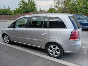 Vând Opel Zafira b 1.9 an 2006 - imagine 4