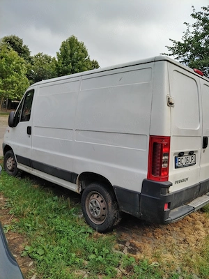 Vând Peugeot Boxer